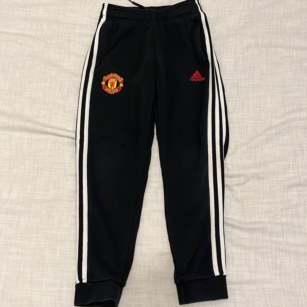 Manchester United adidas sweatpants